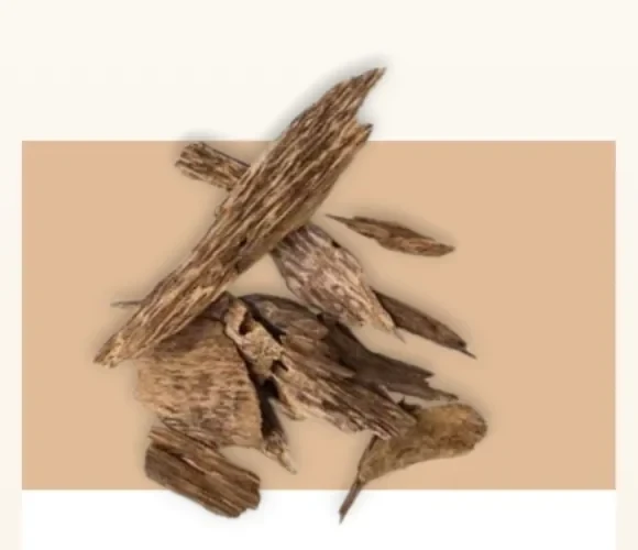 Dark resinous oudh wood splinters